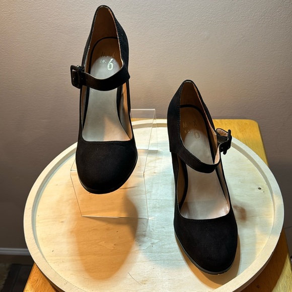 Black Suede High Heel Mary Jane Style Shoes - Picture 1 of 11